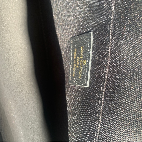 LOUIS VUITTON FE’LUCIE POCHETTE - Picture 8 of 9